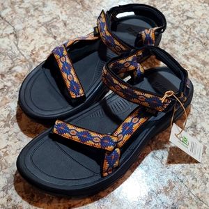 Women's Teva Hurricane XLT2